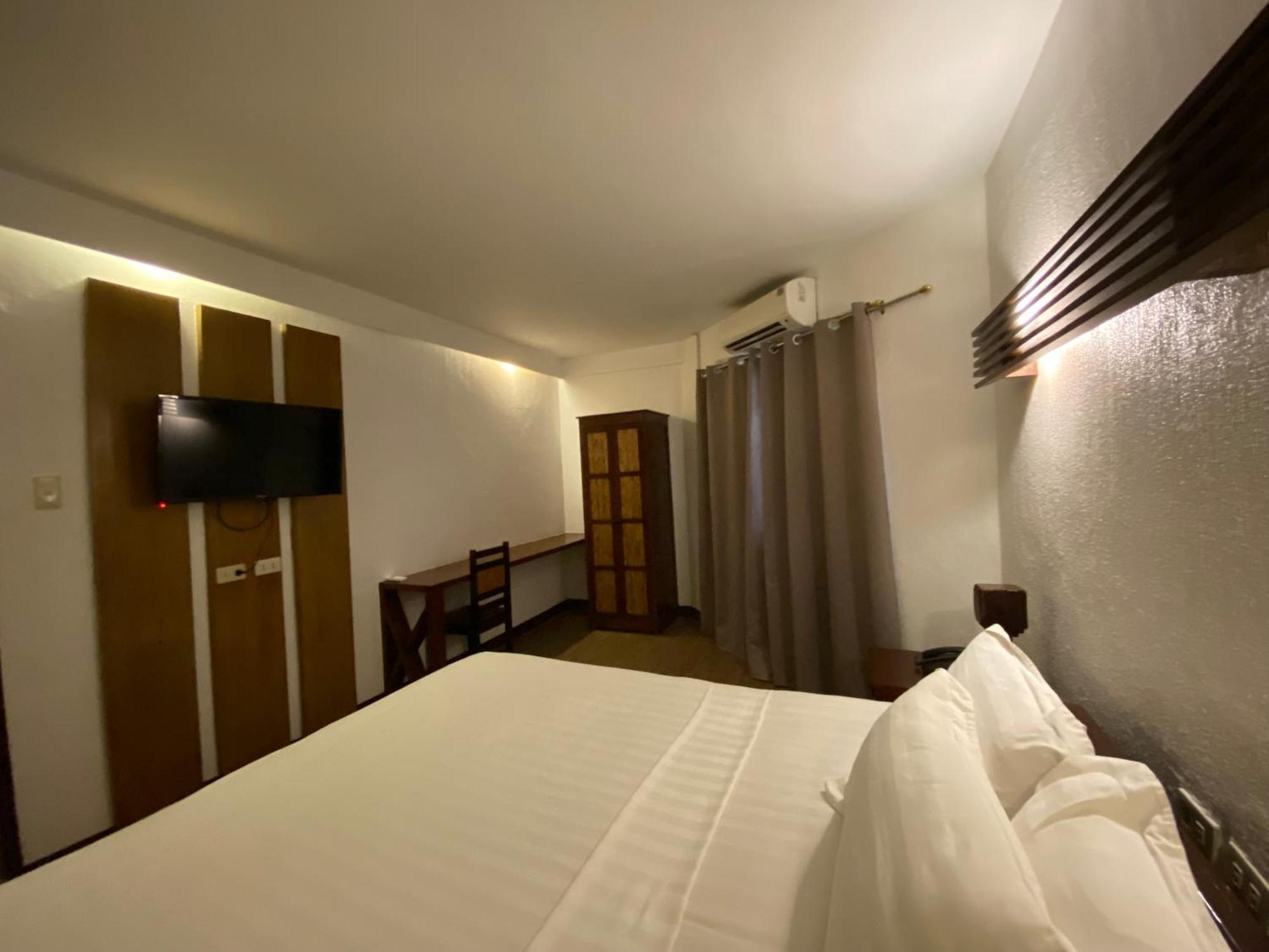 El Puerto Marina Beach Resort & Vacation Club Lingayen Exterior photo